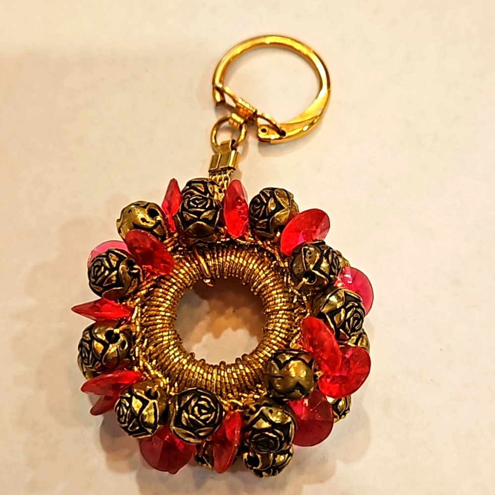 VINTAGE PINK GOLD 3 LAYERS BEADED WITH FLOWERS KEYCHAIN